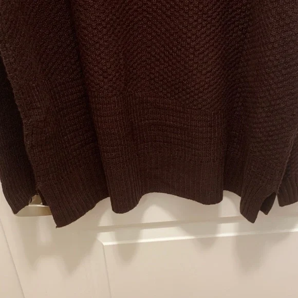 Brown/red Over sized Sweater - Picture 6 of 6